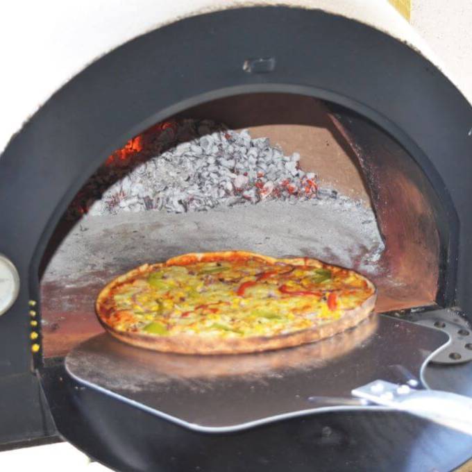 Royal wood fired pizza oven